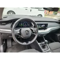 Skoda Octavia, 2022, МКПП, пробег 30300 км