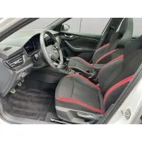 Skoda Kamiq, 2023, МКПП, пробег 32894 км