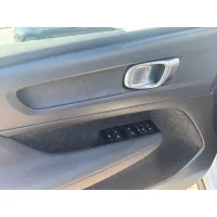 Volvo XC40, 2022, МКПП, пробег 24015 км