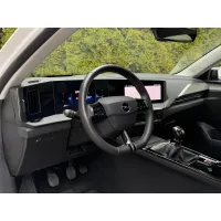 Opel Astra, 2023, МКПП, пробег 67400 км