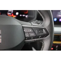 Seat Arona, 2023, МКПП, пробег 24343 км