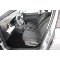 Seat Arona, 2023, МКПП, пробег 24343 км