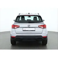 Seat Arona, 2023, МКПП, пробег 24343 км