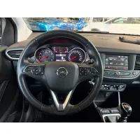 Opel Crossland, 2023, МКПП, пробег 26424 км