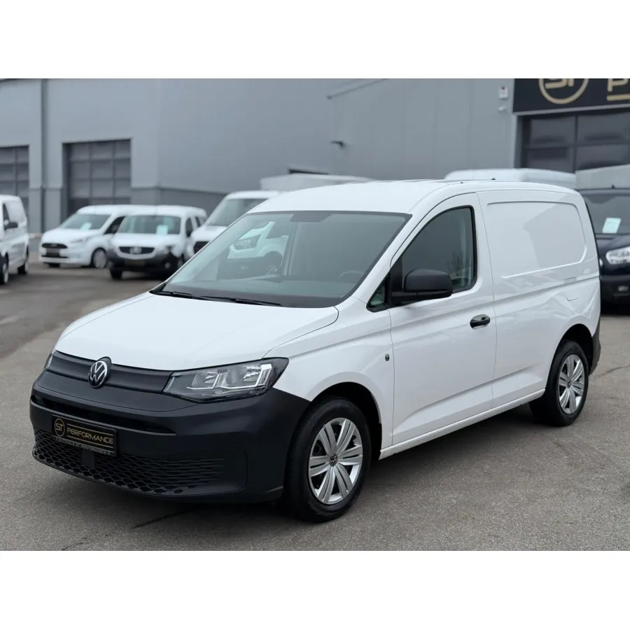Volkswagen Caddy, 2022, МКПП, пробег 33000 км