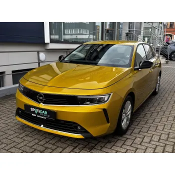 Opel Astra, 2023, МКПП, пробег 9300 км