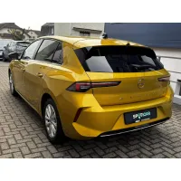 Opel Astra, 2023, МКПП, пробег 9300 км