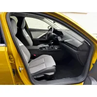Opel Astra, 2023, МКПП, пробег 9300 км