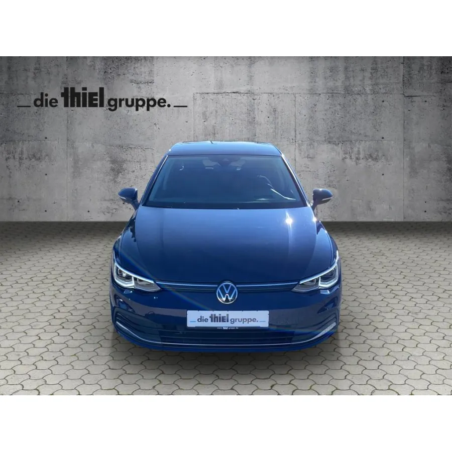 Volkswagen Golf, 2022, МКПП, пробег 44800 км