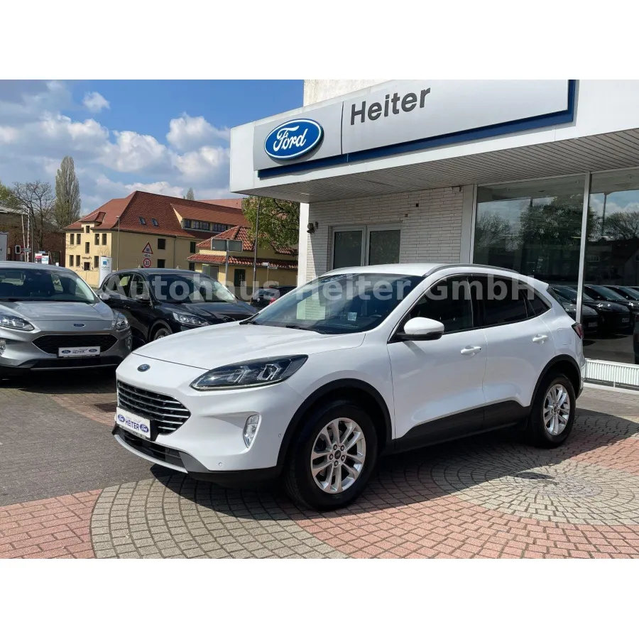 Ford Kuga, 2022, МКПП, пробег 61960 км