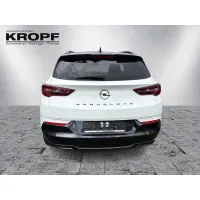 Opel Grandland, 2022, МКПП, пробег 46400 км