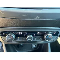 Opel Crossland, 2022, МКПП, пробег 43835 км