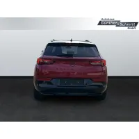 Opel Grandland, 2023, МКПП, пробег 25637 км