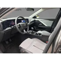 Opel Astra, 2023, МКПП, пробег 34400 км