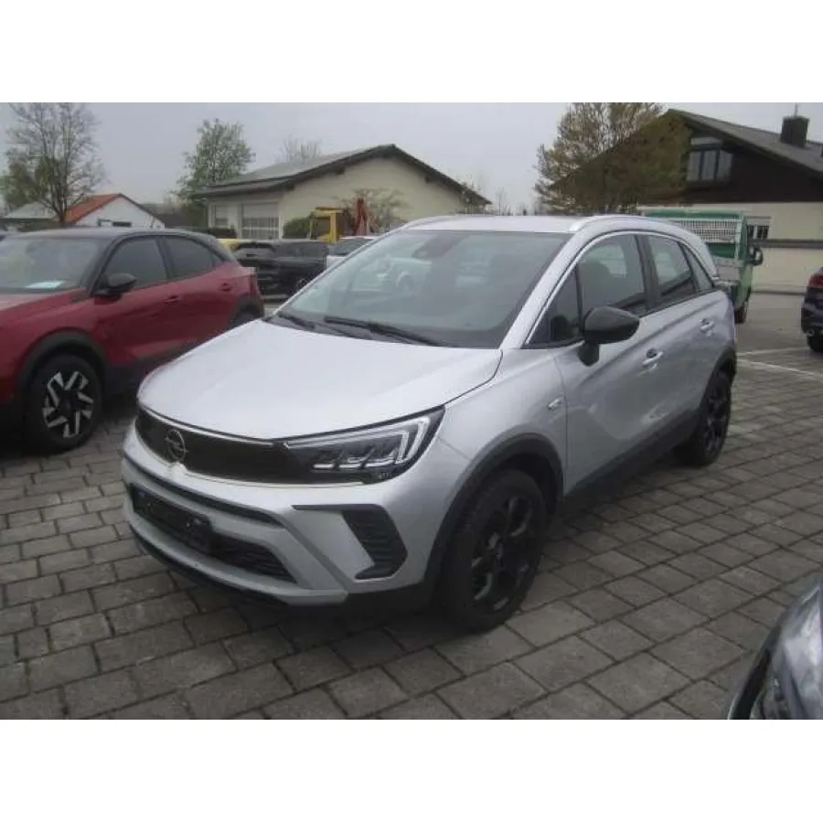 Opel Crossland, 2023, МКПП, пробег 22700 км