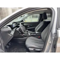 Peugeot 208, 2022, МКПП, пробег 31900 км