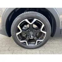 Opel Crossland, 2023, МКПП, пробег 36900 км