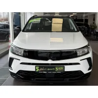 Opel Grandland, 2023, МКПП, пробег 23630 км