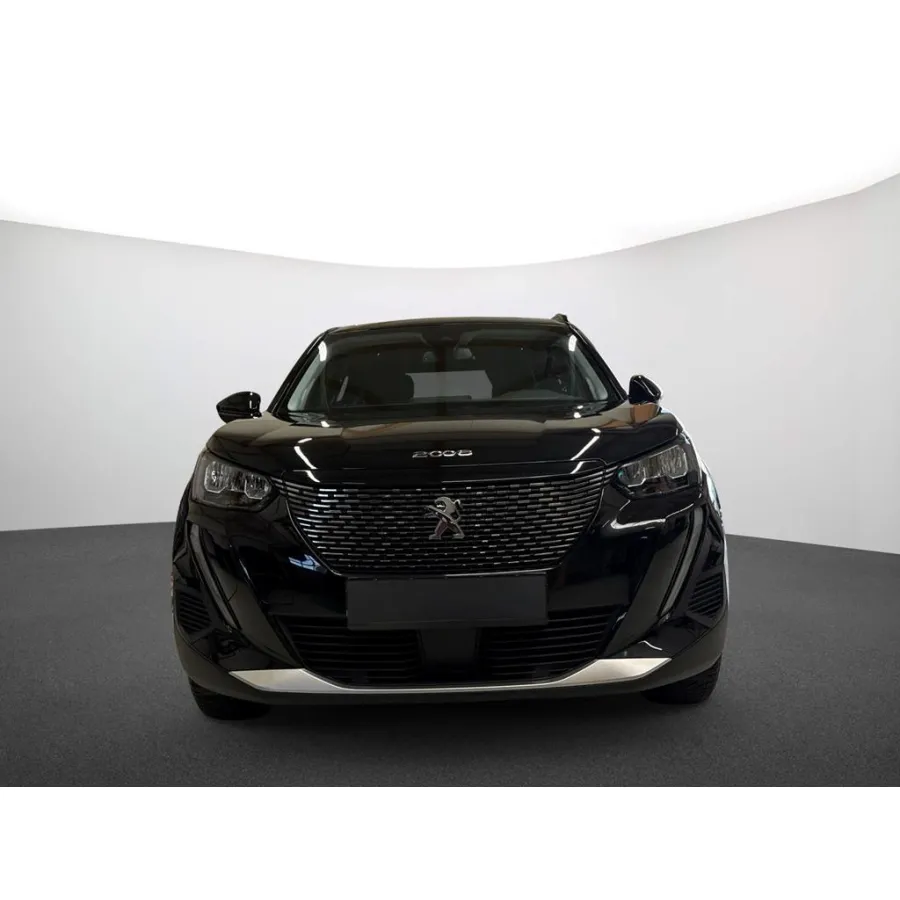 Peugeot 2008, 2022, МКПП, пробег 25660 км