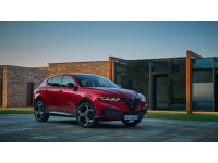 Alfa Romeo раскрыла обновленные модели Tonale и Stelvio