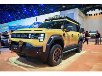 GAC выпустил мощный гибридный внедорожник Yue 7