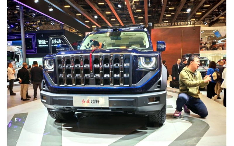 Hongqi на Пекинском автосалоне представили новый флагманский внедорожник