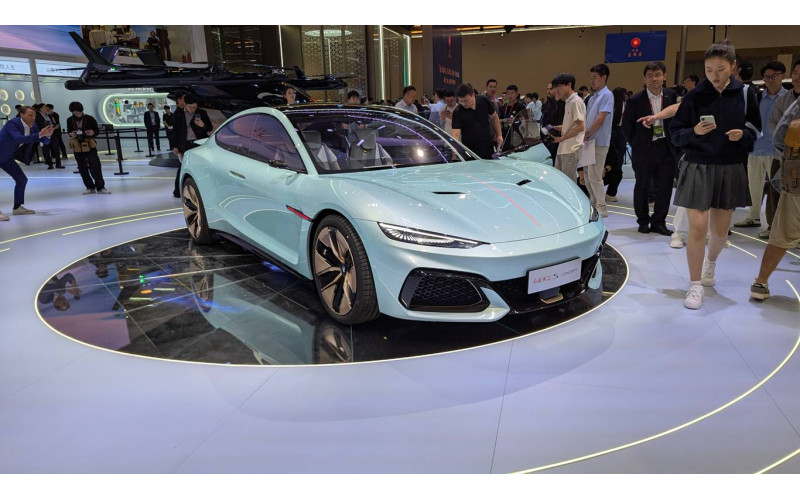 Hongqi представил S Concept - инновационное китайское премиум-купе