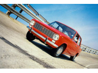 Иностранные источники вдохнули жизнь в легендарные автомобили России