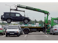 ЛДПР предлагает уведомлять об эвакуации авто через Госуслуги