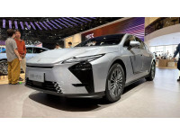 Lexus выпустил обновленный ES 2026: новинки модельного года