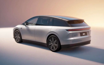 Li Auto достигает отметки в 100 тысяч проданных экземпляров своего бюджетного автомобиля.