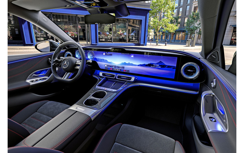 Mercedes-Benz C-Class: премьера и дизайн интерьера официально представлены