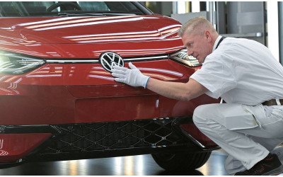 Мировые продажи Volkswagen резко снизились.