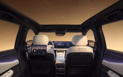 Новый японский кроссовер без проблем с укачиванием