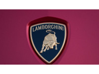 Польскую компанию штрафанули за продажу Lamborghini в России