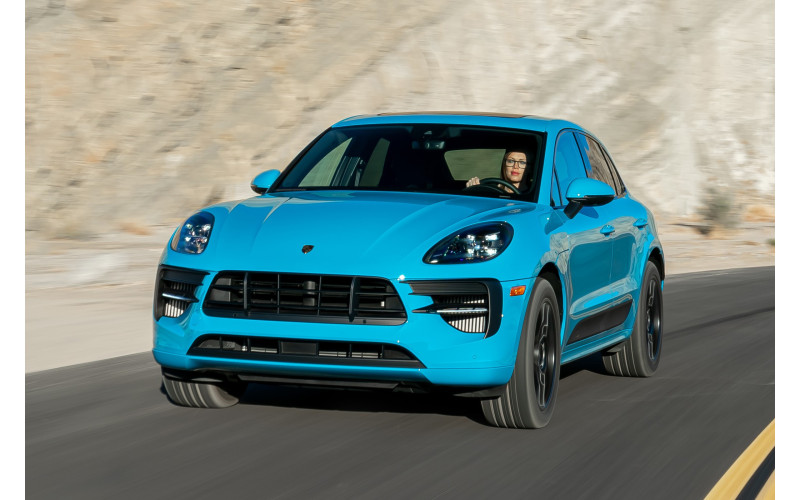 Porsche откажется от бензинового Macan уже этим летом