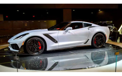 Предзаказы на Corvette 2027: дилеры назвали дату начала приема заказов