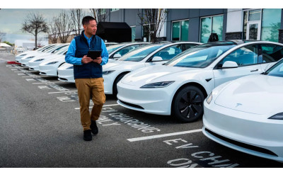 Tesla столкнулась с избытком автомобилей из-за расширения производства