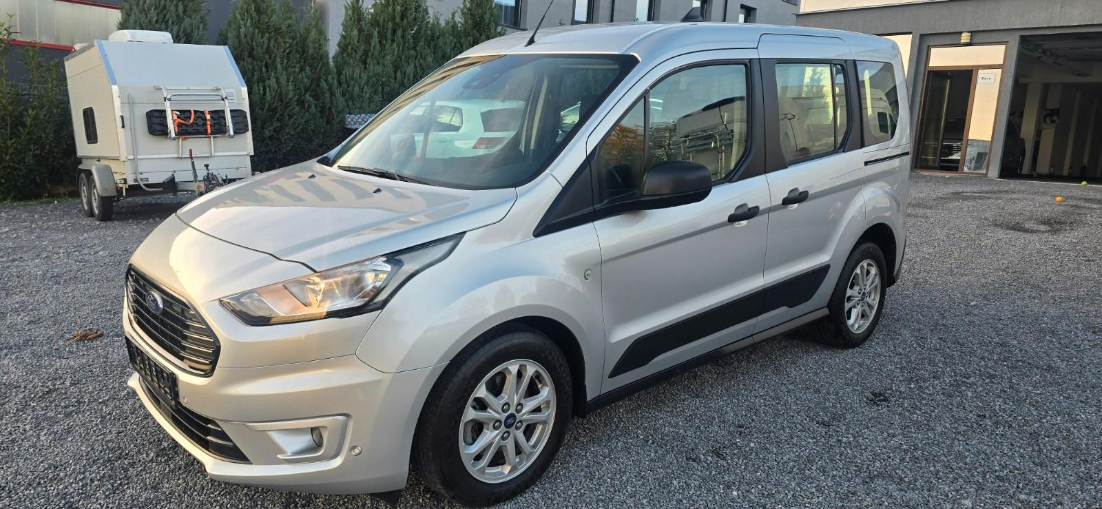 Ford Tourneo, 2022, МКПП, пробег 57990 км