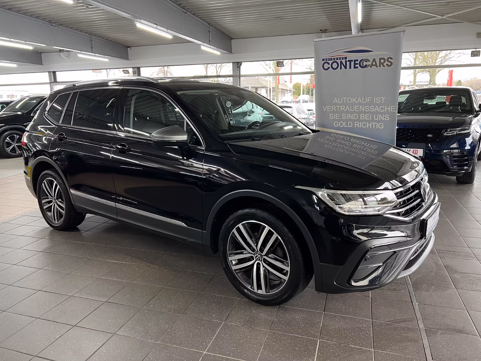 Volkswagen Tiguan, 2022, МКПП, пробег 93465 км