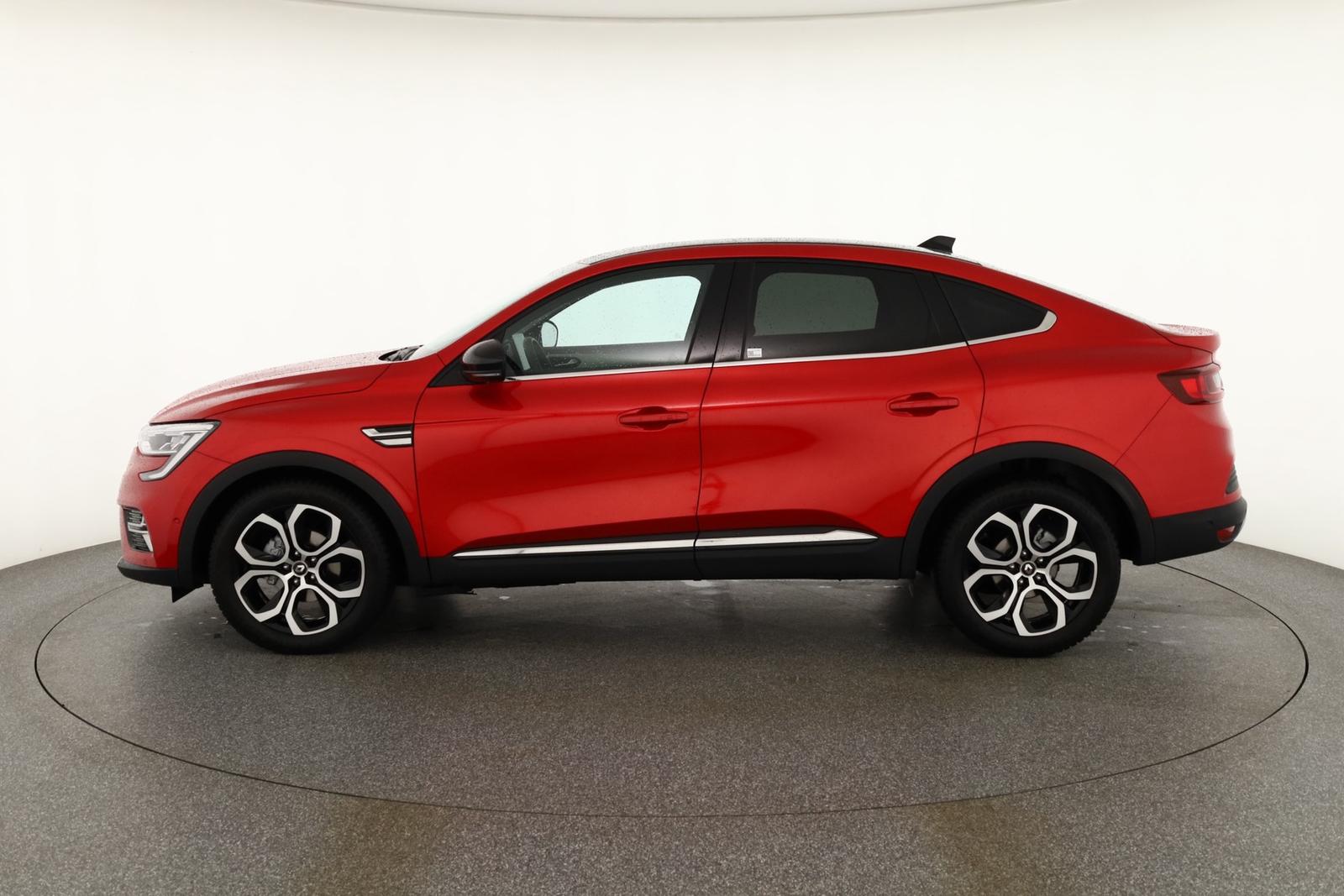 Renault Arkana, 2021, АКПП, пробег 22776 км