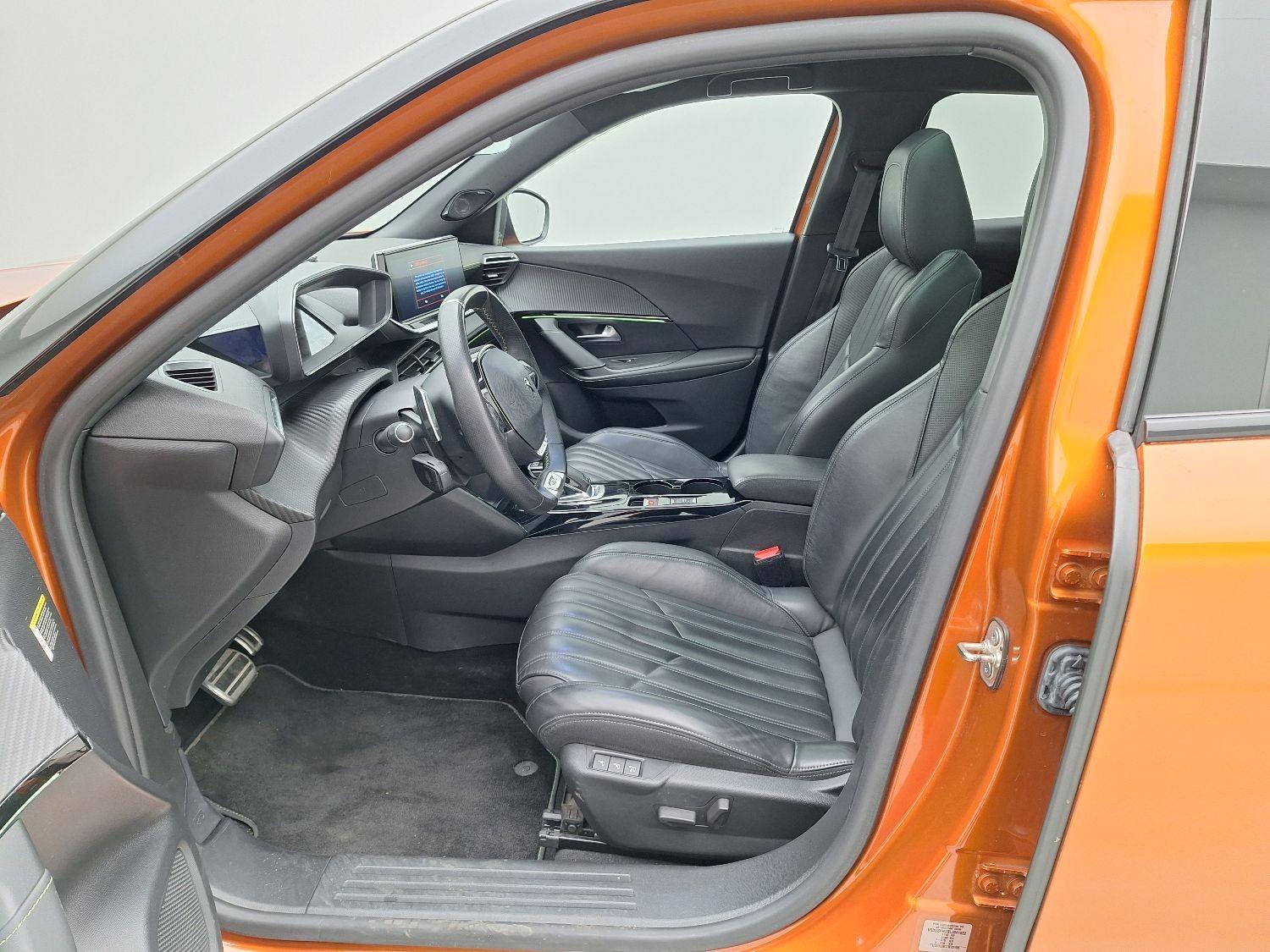 Peugeot 2008, 2020, АКПП, пробег 67800 км