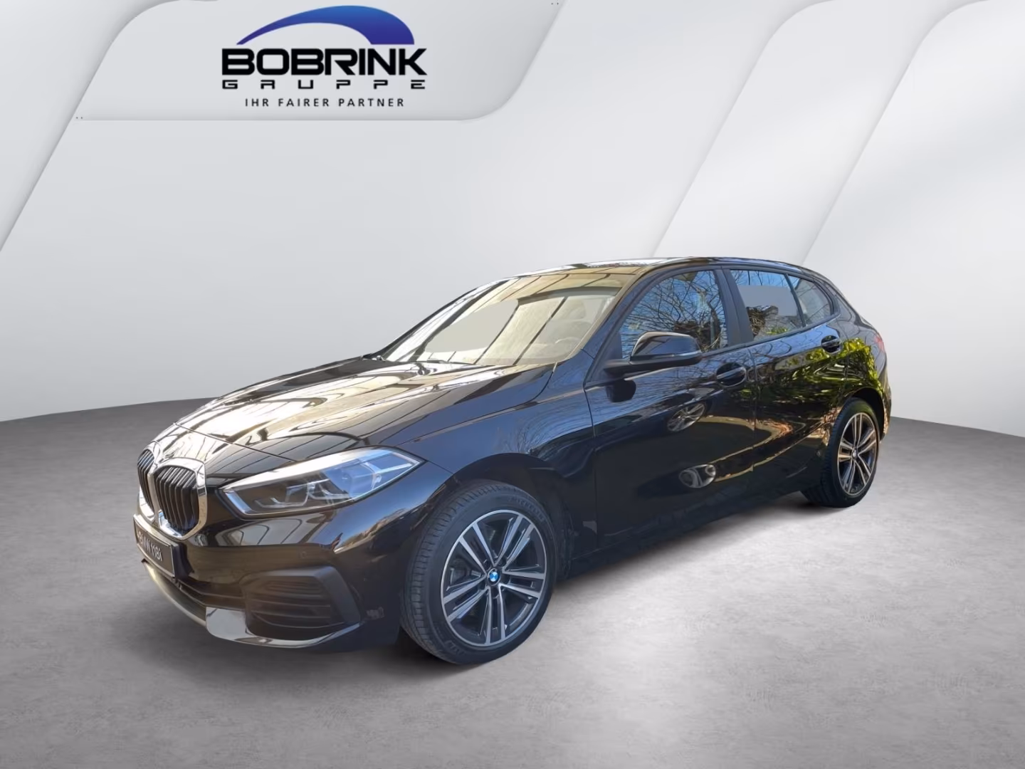 BMW 118, 2023, АКПП, пробег 23900 км