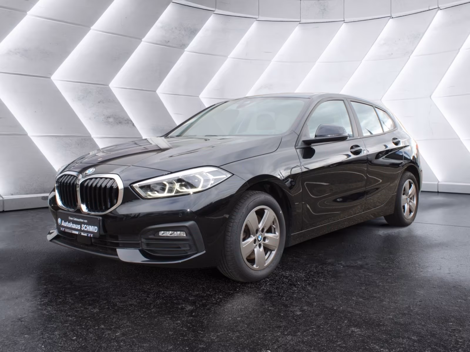 BMW 118, 2022, МКПП, пробег 60500 км