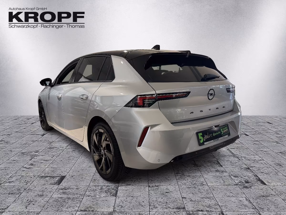Opel Astra, 2023, АКПП, пробег 22100 км