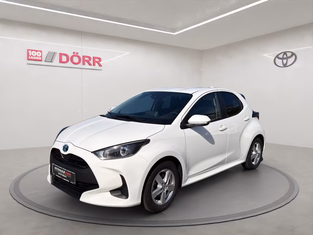 Toyota Yaris, 2022, АКПП, пробег 21500 км